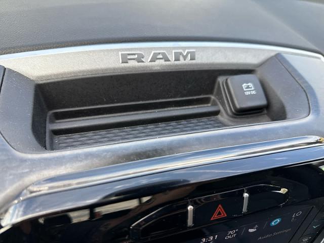 2022 Ram 1500 Big Horn Crew Cab 4x4 5'7" Box