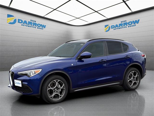 2022 Alfa Romeo Stelvio Ti AWD 2022 Alfa Romeo Stelvio Ti AWD