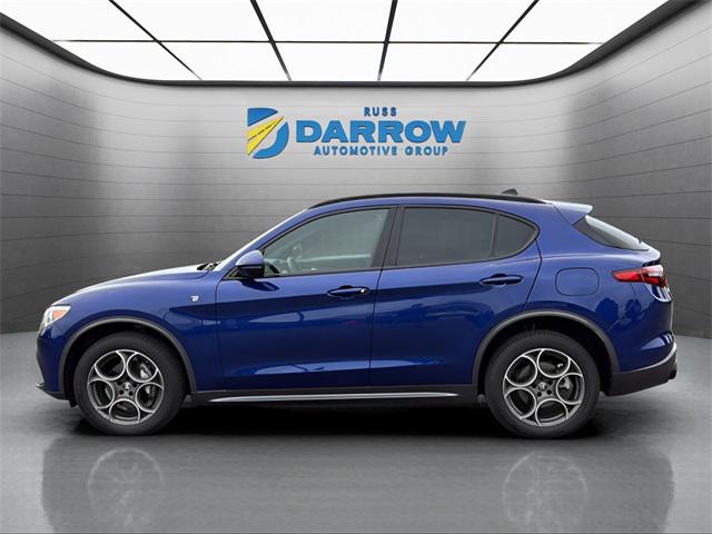 2022 Alfa Romeo Stelvio Ti AWD 2022 Alfa Romeo Stelvio Ti AWD