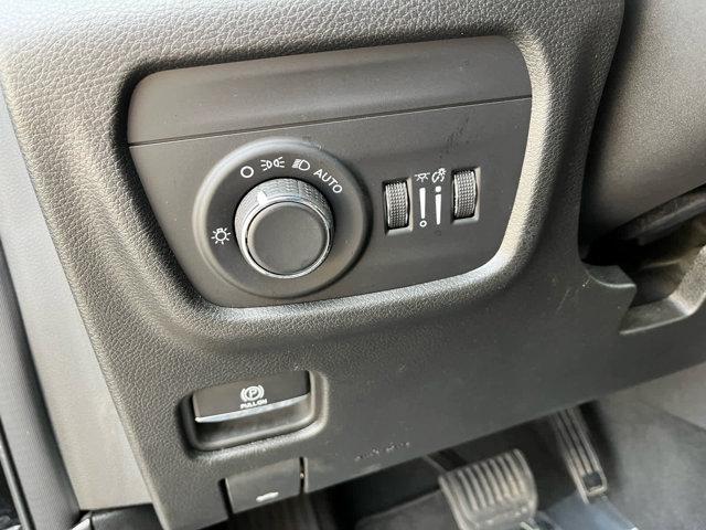 2024 Jeep Grand Cherokee L Altitude 4x4