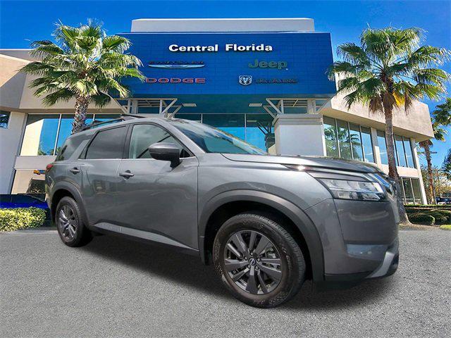 2022 Nissan Pathfinder SV 2WD 2022 Nissan Pathfinder SV 2WD