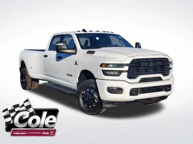 2025 RAM 3500 Big Horn Crew Cab 4x4 8 Box 2025 RAM 3500 Big Horn Crew Cab 4x4 8 Box