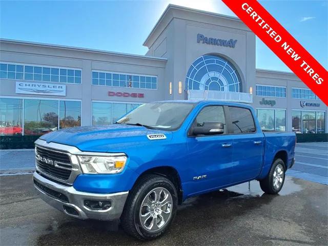 2020 RAM 1500 Big Horn Crew Cab 4x4 57 Box 2020 RAM 1500 Big Horn Crew Cab 4x4 57 Box