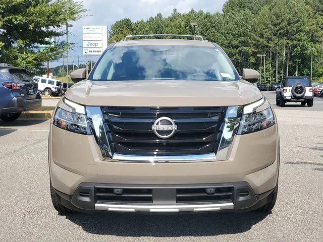 2023 Nissan Pathfinder Platinum 4WD 2023 Nissan Pathfinder Platinum 4WD