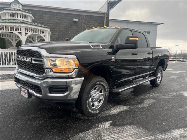 2024 RAM 2500 Tradesman Crew Cab 4x4 64 Box