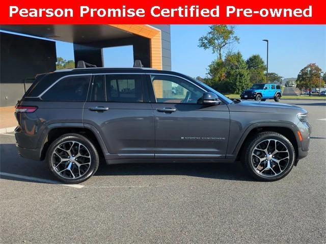 2022 Jeep Grand Cherokee Summit Reserve 4x4 2022 Jeep Grand Cherokee Summit Reserve 4x4