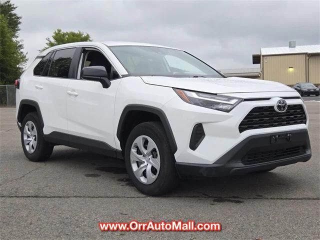 2024 Toyota RAV4 LE 2024 Toyota RAV4 LE