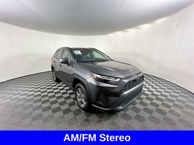 2022 Toyota RAV4 XLE 2022 Toyota RAV4 XLE