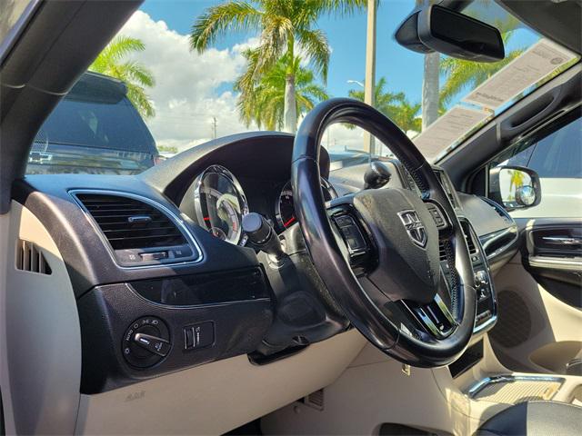 2020 Dodge Grand Caravan SXT