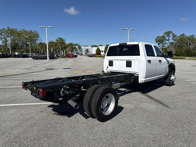2026 RAM Ram 5500 Chassis Cab RAM 5500 TRADESMAN CHASSIS CREW CAB 4X4 84 CA 2026 RAM Ram 5500 Chassis Cab RAM 5500 TRADESMAN CHASSIS CREW CAB 4X4 84 CA