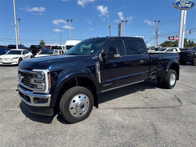 2025 Ford F-450 LARIAT