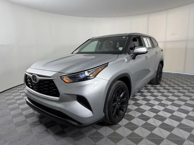 2022 Toyota Highlander L