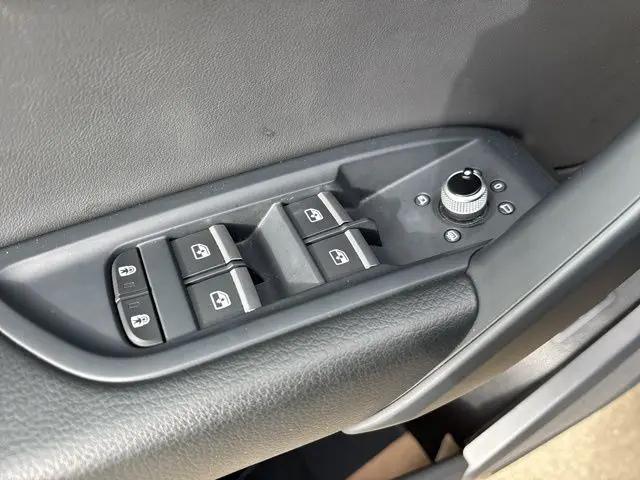 2025 Audi Q5 Premium 45 TFSI S line quattro