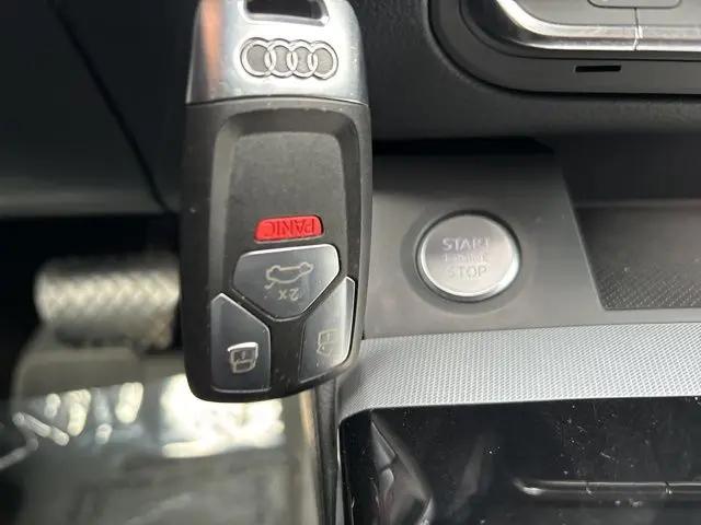 2025 Audi Q5 Premium 45 TFSI S line quattro