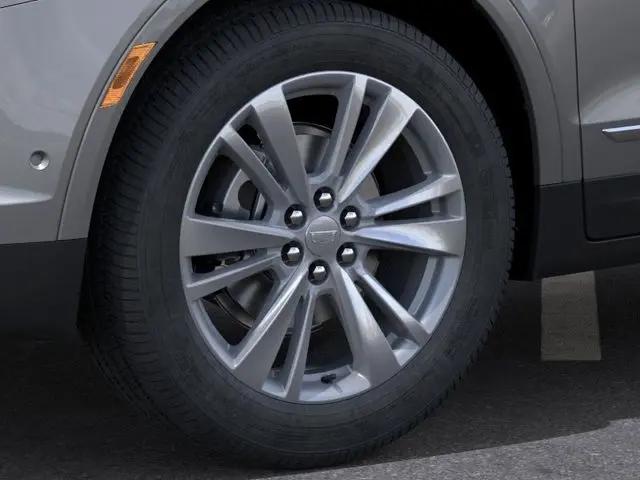 2025 Cadillac XT5 FWD Premium Luxury