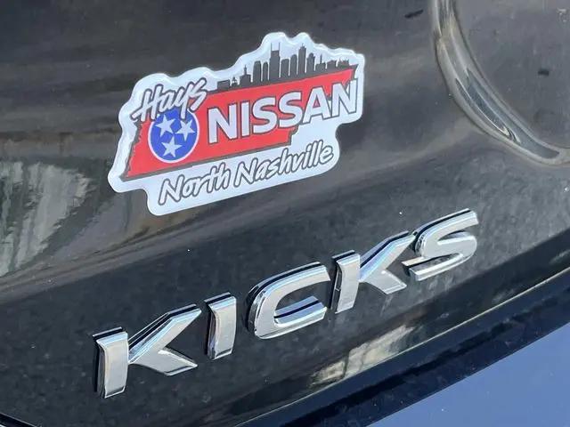 2025 Nissan Kicks S