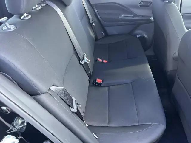 2025 Nissan Kicks S