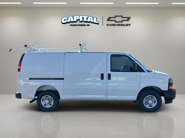 2025 Chevrolet Express Cargo Van RWD 2500 Regular Wheelbase WT