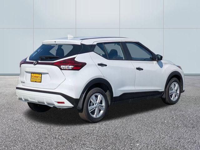 2025 Nissan Kicks S