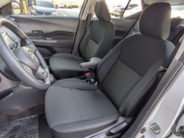 2025 Nissan Kicks S
