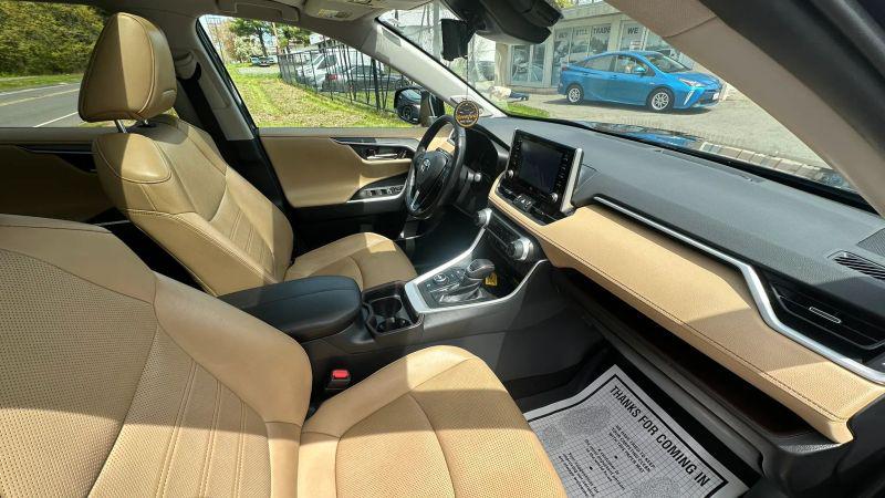 2019 Toyota RAV4 Hybrid Limited