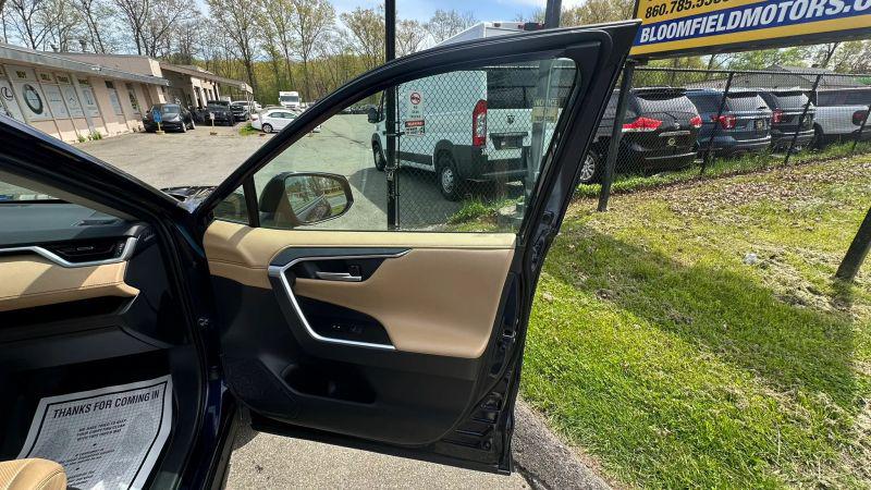 2019 Toyota RAV4 Hybrid Limited