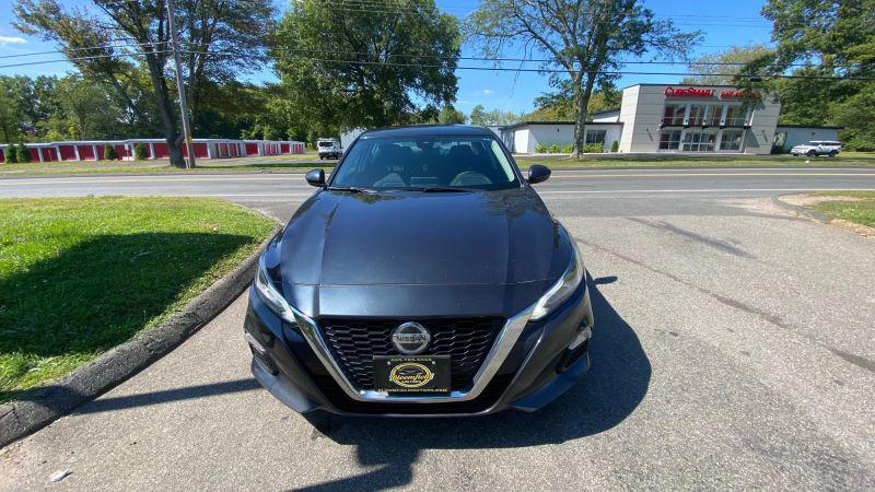 2022 Nissan Altima SV FWD