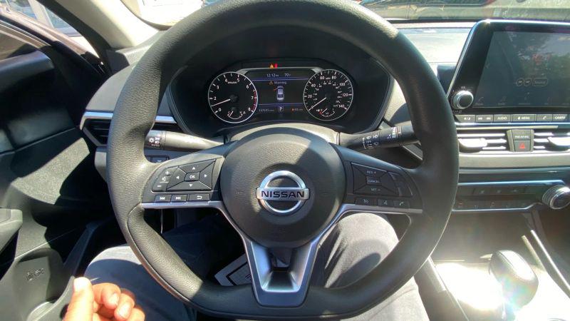 2022 Nissan Altima SV FWD
