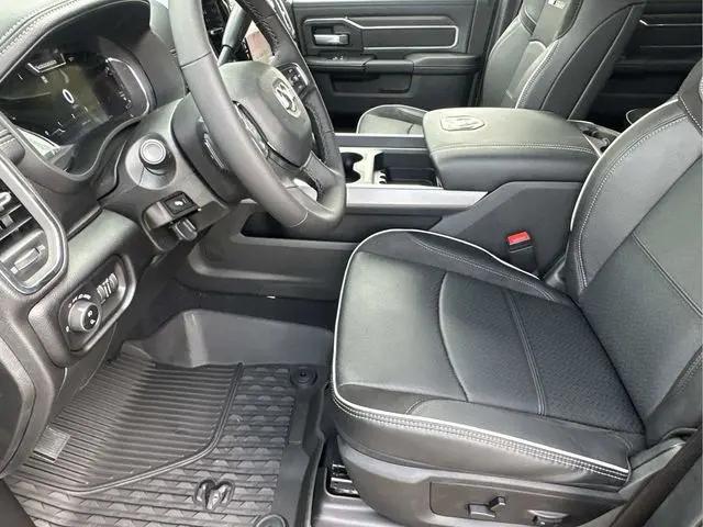 2026 Ram 3500 Laramie Crew Cab 4x4 8' Box