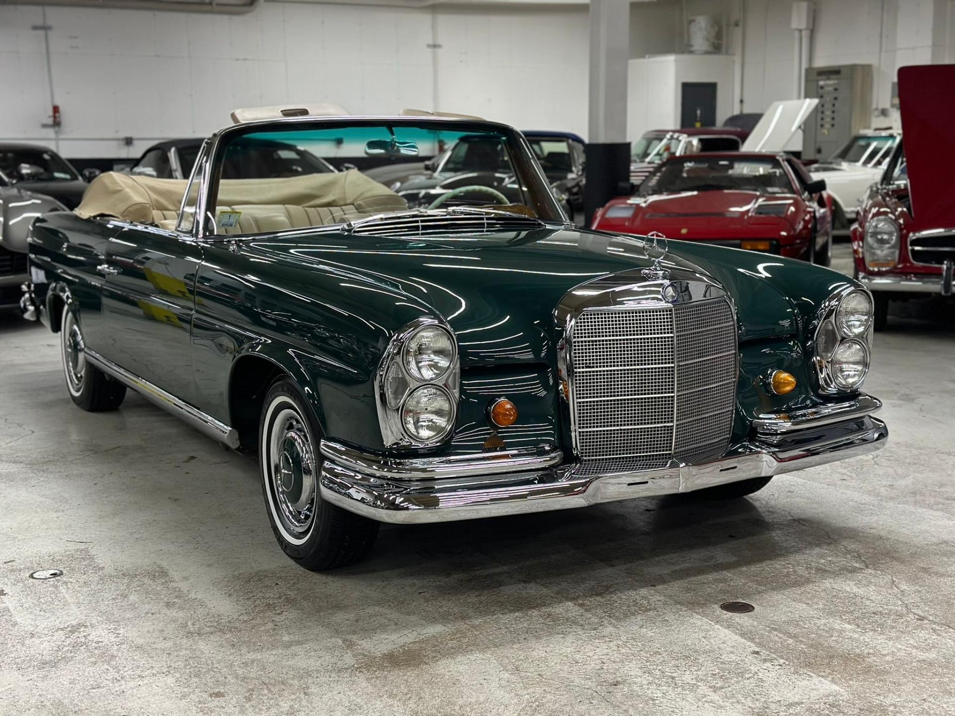 /1965 Mercedes-Benz 220-Se Cabriolet