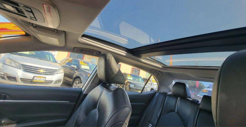 2019 Toyota Camry XSE