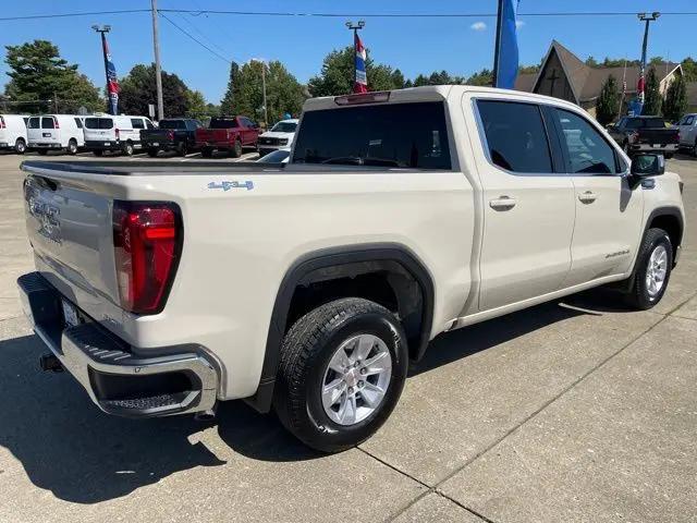 2026 GMC Sierra 1500 Crew Cab, Short Bed, SLE, 4WD