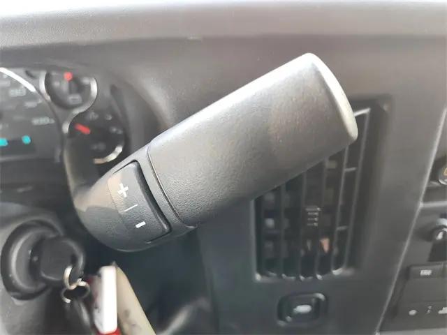 2025 Chevrolet Express Cargo Van RWD 2500 Regular Wheelbase WT
