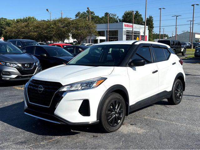 2023 Nissan Kicks S Xtronic CVT
