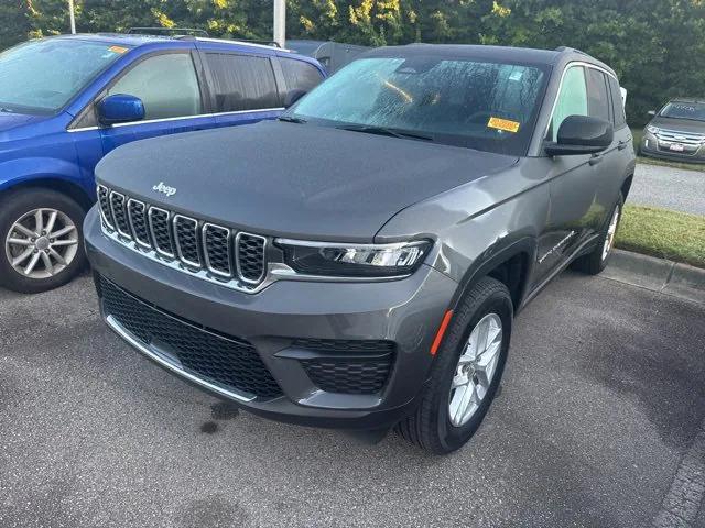 2025 Jeep Grand Cherokee Laredo X 4x4