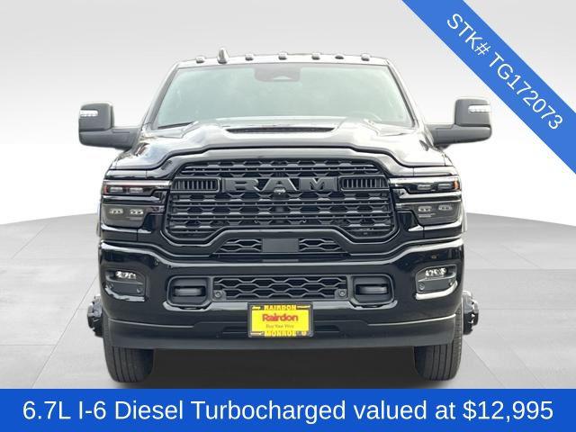 2026 RAM Ram 3500 RAM 3500 LIMITED CREW CAB 4X4 8 BOX