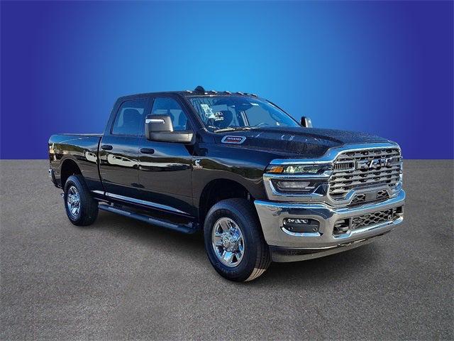 2025 RAM 3500 Tradesman Crew Cab 4x4 64 Box 2025 RAM 3500 Tradesman Crew Cab 4x4 64 Box