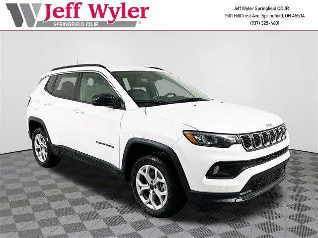 2025 Jeep Compass COMPASS LATITUDE 4X4