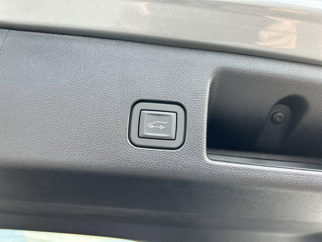 2025 Chevrolet Equinox LT 2