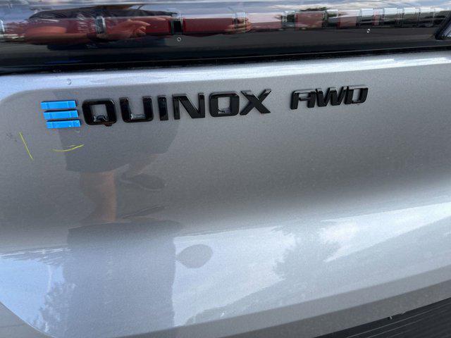 2025 Chevrolet Equinox LT 2