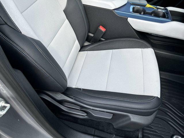 2025 Chevrolet Equinox LT 2