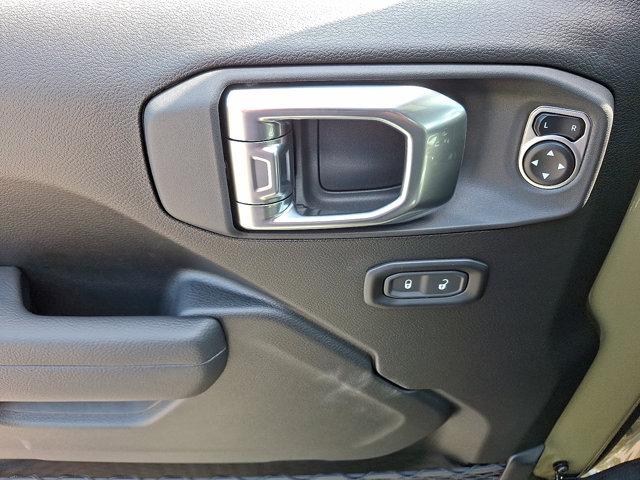 2025 Jeep Wrangler 4-Door Summit 4x4