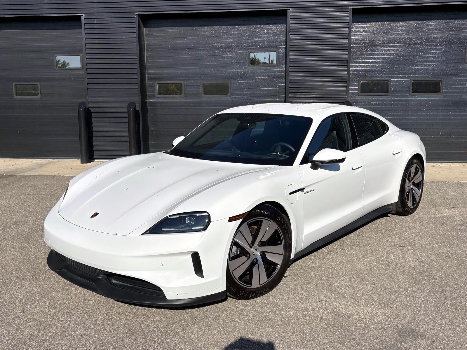 /2025 Porsche Taycan