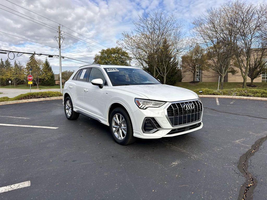 /2025 Audi Q3