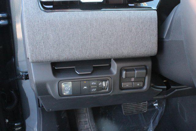 2026 GMC Sierra Standard Range Elevation