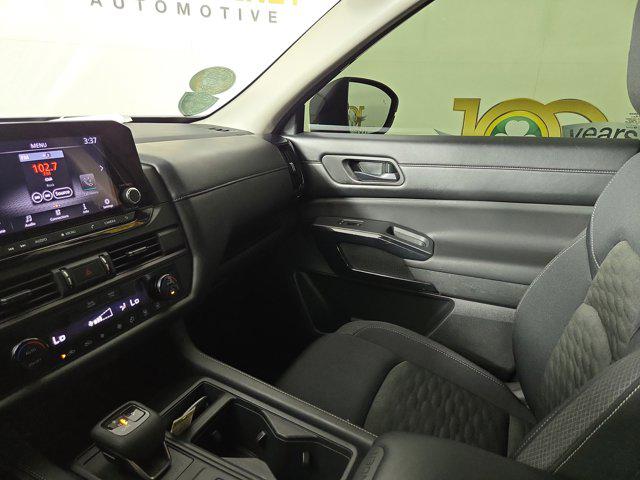 2024 Nissan Pathfinder S 4WD