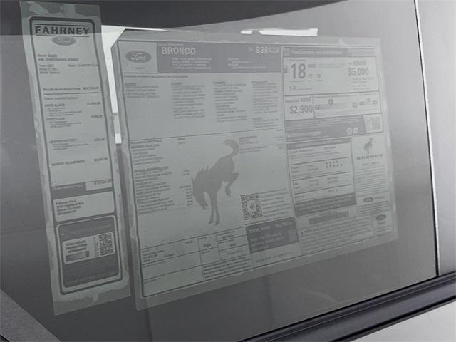 2025 Ford Bronco Outer Banks