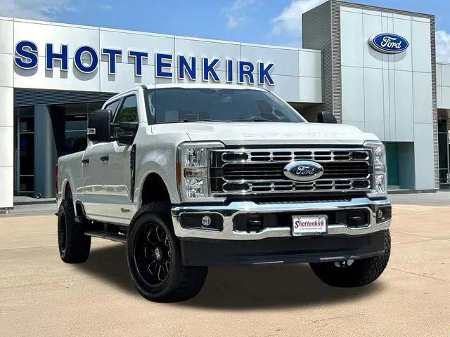 2023 Ford F-250 XLT for sale in Granbury, TX