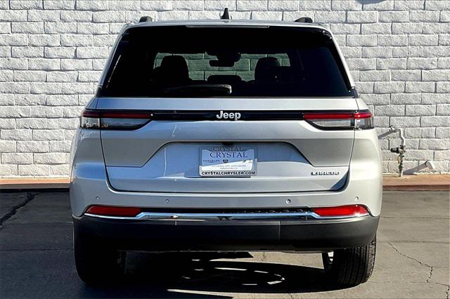 2025 Jeep Grand Cherokee GRAND CHEROKEE LAREDO X 4X2