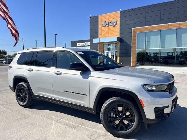 2025 Jeep Grand Cherokee GRAND CHEROKEE L ALTITUDE X 4X2